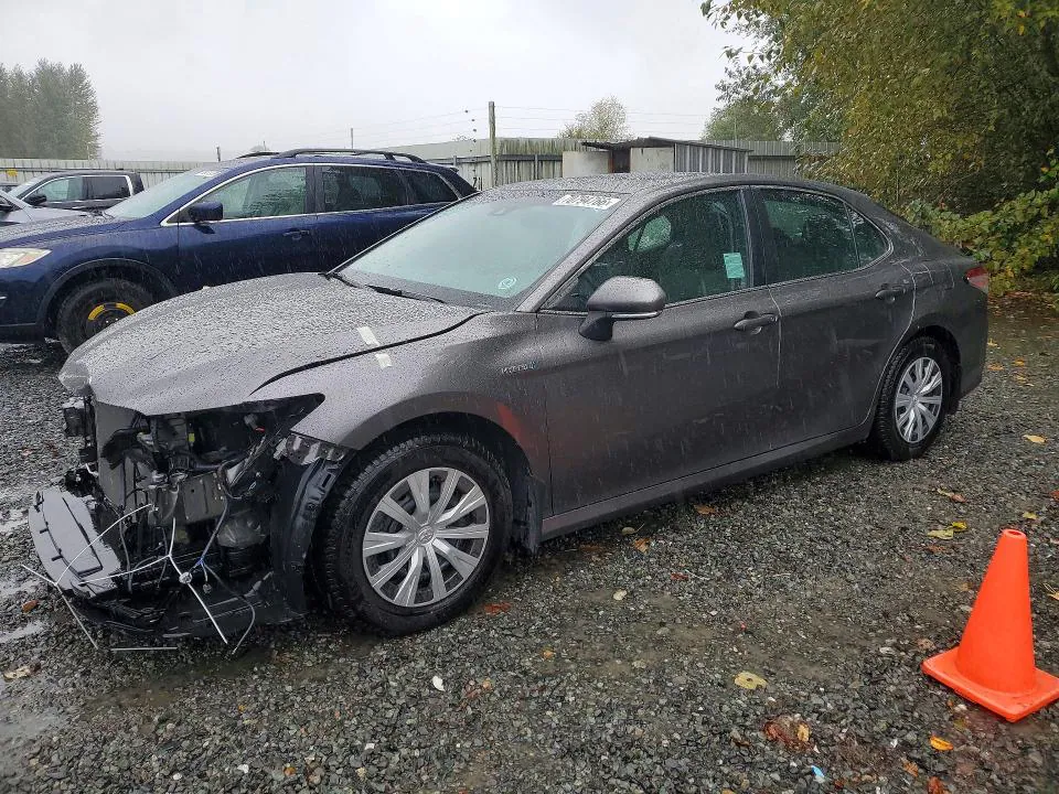 2018 Toyota Camry VIN 4T1B31HK9JU506203 фото 1