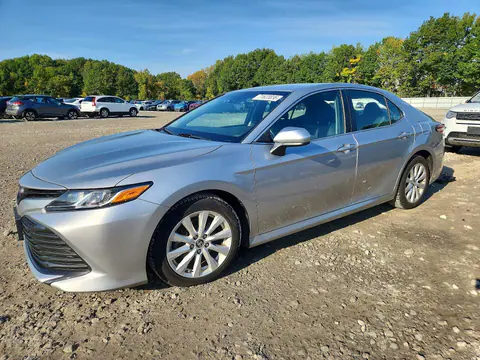 4T1B11HK3JU106076 — 2018 Toyota Camry, Опрокидывание (Rollover), фото до ремонта