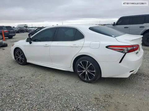 4T1B11HKXJU128611 — 2018 Toyota Camry, фото 2 с аукциона Copart, Передняя часть