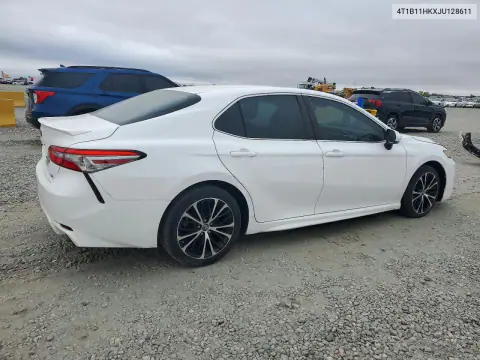 4T1B11HKXJU128611 — 2018 Toyota Camry, фото 3 с аукциона Copart, Передняя часть