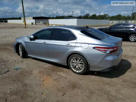 4T1B11HK3JU037552 — 2018 Toyota Camry, фото 2 с аукциона Copart 19.10.2026, Передняя часть