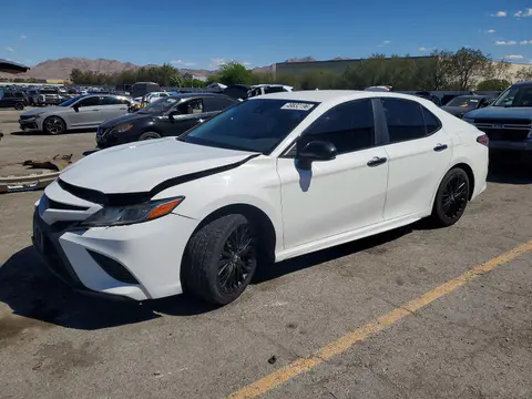 4T1B11HKXKU268840 — 2019 Toyota Camry, Передняя часть (Front End), фото до ремонта