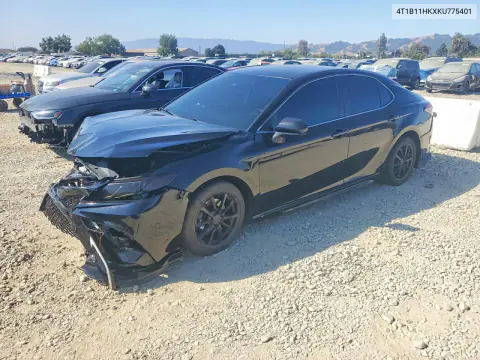 4T1B11HKXKU775401 — 2019 Toyota Camry, Передняя часть, фото до ремонта