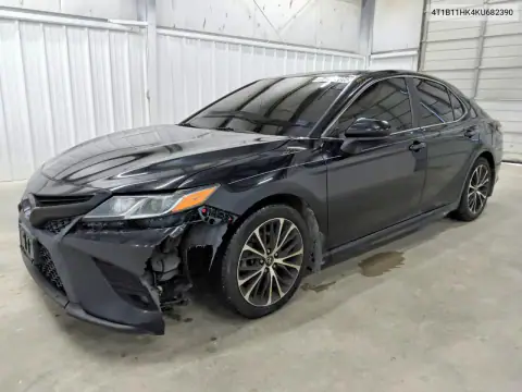 4T1B11HK4KU682390 — 2019 Toyota Camry, Механические повреждения, фото до ремонта