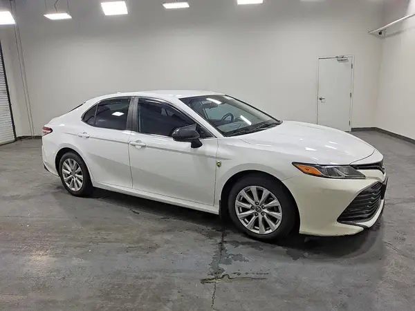 4T1B11HK4KU183430 — 2019 Toyota Camry, фото 4 с аукциона Copart 01.10.2026, Механические повреждения
