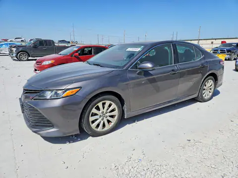 4T1B11HKXKU268871 — 2019 Toyota Camry, Задняя часть (Rear End), фото до ремонта