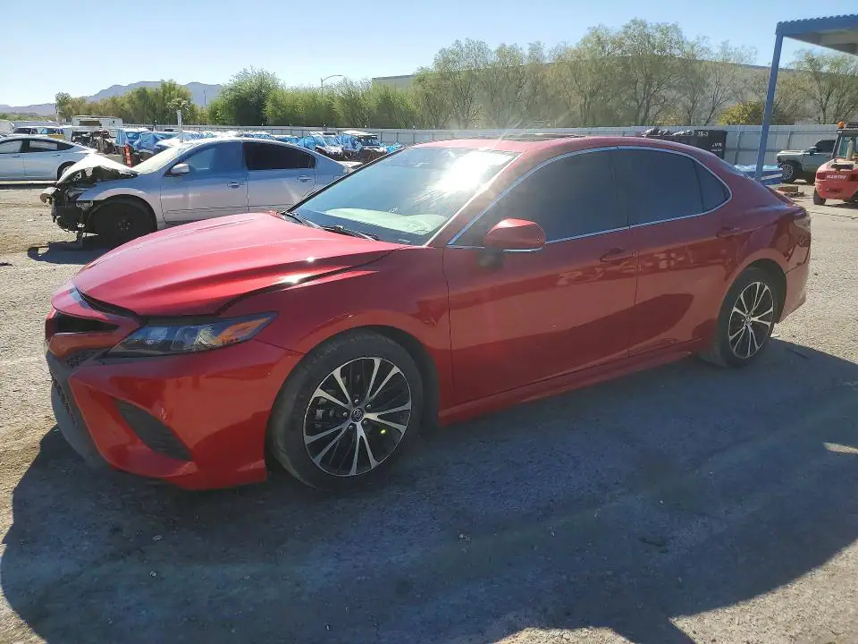 4T1B11HK8KU282915 Toyota Camry 2019 — повреждение Боковая часть, фото до ремонта