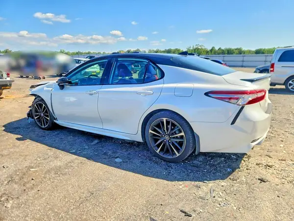 4T1B61HK0KU293070 — 2019 Toyota Camry, фото 2 с аукциона Copart 01.10.2026, Передняя часть