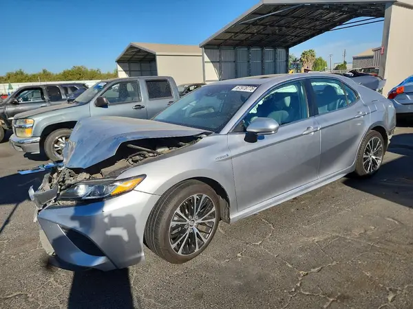 4T1B21HK3KU522076 — 2019 Toyota Camry, Задняя часть (Rear End), фото до ремонта