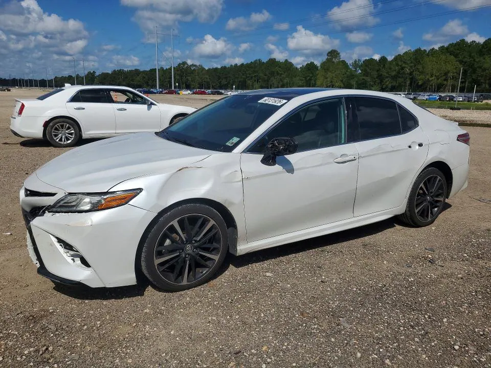 2019 TOYOTA CAMRY VIN 4T1B61HK5KU704799 фото 1
