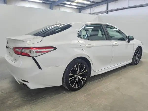 4T1B11HK4KU273287 — 2019 Toyota Camry, фото 3 с аукциона Copart 01.10.2026, Механические повреждения