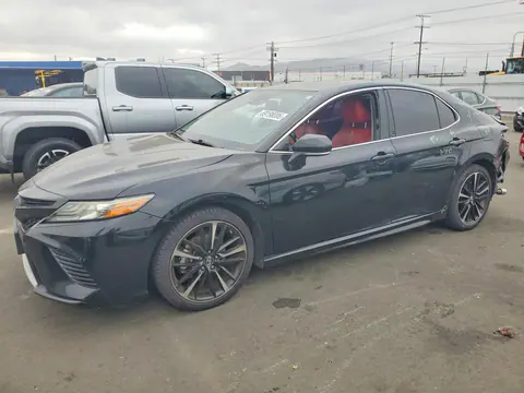 4T1B61HK6KU253821 — 2019 Toyota Camry, Задняя часть (Rear End), фото до ремонта