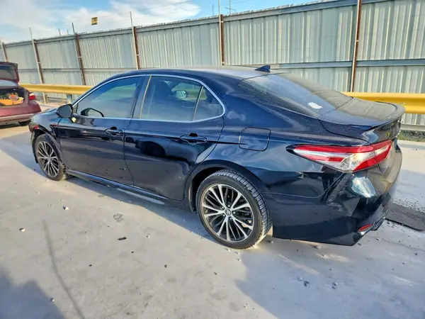 4T1B11HK9KU238907 — 2019 Toyota Camry, фото 2 с аукциона Copart 02.10.2026, Передняя часть