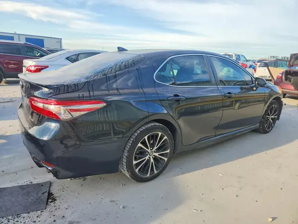 4T1B11HK9KU238907 — 2019 Toyota Camry, фото 3 с аукциона Copart 02.10.2026, Передняя часть