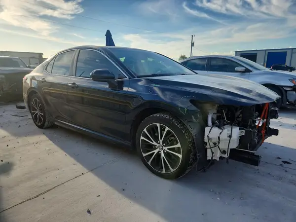 4T1B11HK9KU238907 — 2019 Toyota Camry, фото 4 с аукциона Copart 02.10.2026, Передняя часть