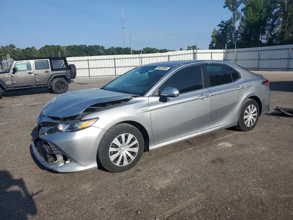 4T1B31HKXKU513355 — 2019 Toyota Camry, Передняя часть (Front End), фото до ремонта