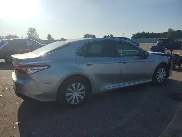 4T1B31HKXKU513355 — 2019 Toyota Camry, фото 3 с аукциона Copart 01.10.2026, Передняя часть