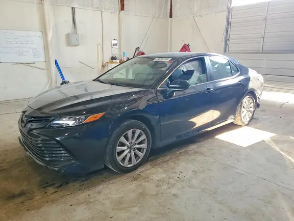 4T1B11HKXKU821602 — 2019 Toyota Camry, Задняя часть (Rear End), фото до ремонта