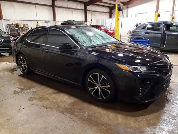 4T1B11HK3KU822106 — 2019 Toyota Camry, фото 4 с аукциона Copart, Задняя часть