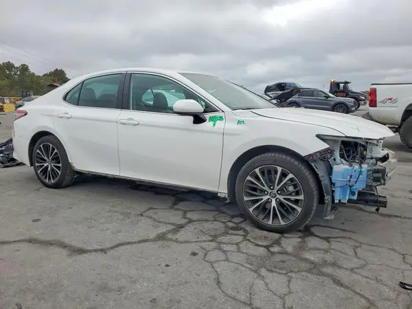 4T1B11HK7KU847963 — 2019 Toyota Camry, фото 4 с аукциона Copart 14.10.2026, Передняя часть