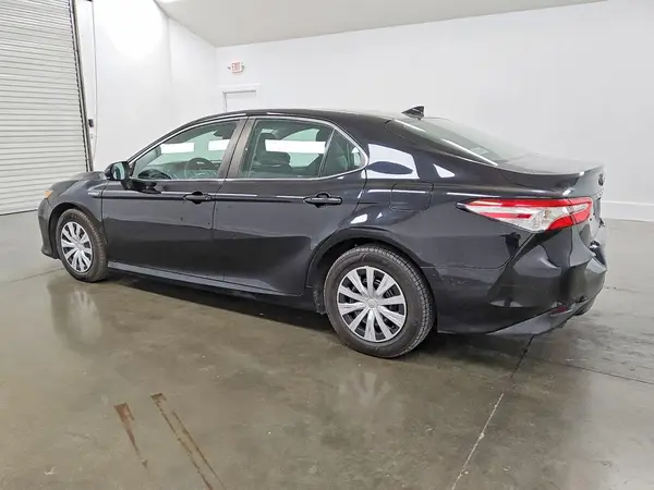 4T1B31HK5KU511142 — 2019 Toyota Camry, фото 2 с аукциона Copart 05.10.2026, Передняя часть