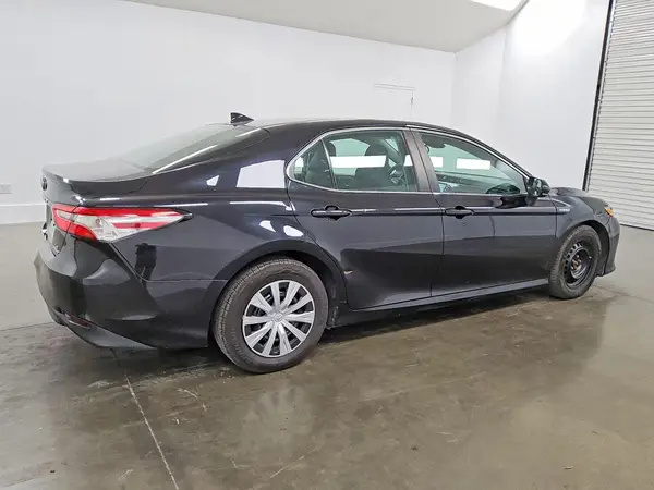 4T1B31HK5KU511142 — 2019 Toyota Camry, фото 3 с аукциона Copart 05.10.2026, Передняя часть
