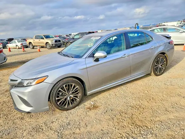 4T1B11HK7KU227677 — 2019 Toyota Camry, Задняя часть (Rear End), фото до ремонта