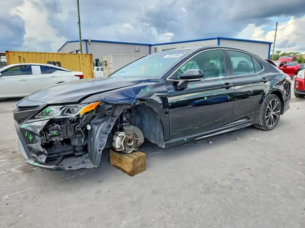 4T1B11HK2KU172183 — 2019 Toyota Camry, Передняя часть (Front End), фото до ремонта