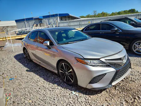 4T1B61HK5KU692296 — 2019 Toyota Camry, фото 4 с аукциона Copart 06.10.2026, Передняя часть