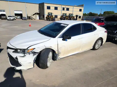 4T1B11HK5KU236068 — 2019 Toyota Camry, Повреждения со всех сторон, фото до ремонта