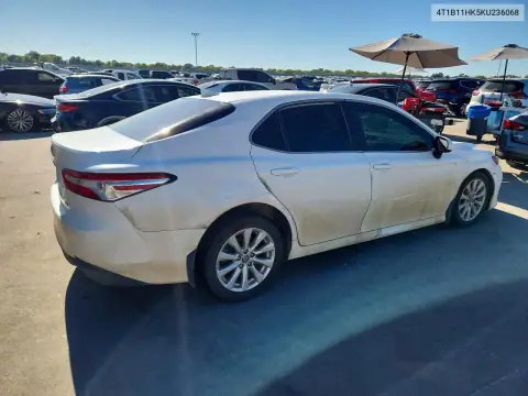 4T1B11HK5KU236068 — 2019 Toyota Camry, фото 3 с аукциона Copart 15.10.2026, Повреждения со всех сторон
