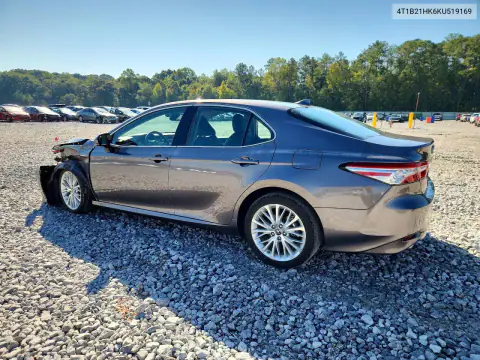 4T1B21HK6KU519169 — 2019 Toyota Camry, фото 2 с аукциона Copart, Передняя часть