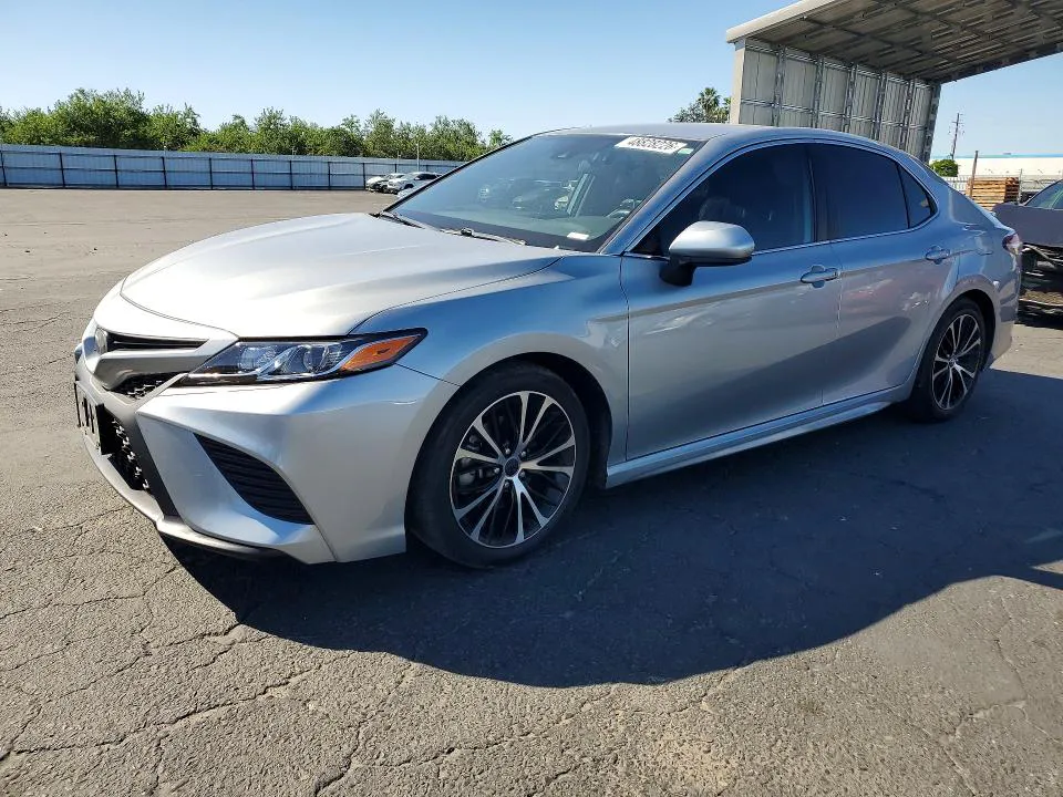 2020 Toyota Camry VIN 4T1G11AK4LU911989 фото 1