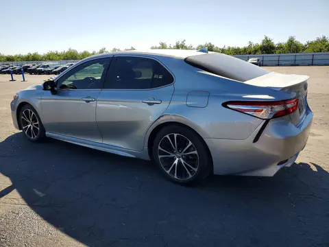2020 Toyota Camry VIN 4T1G11AK4LU911989 фото 2