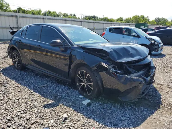 4T1G11AK0LU981733 — 2020 Toyota Camry, фото 4 с аукциона Copart, Передняя часть