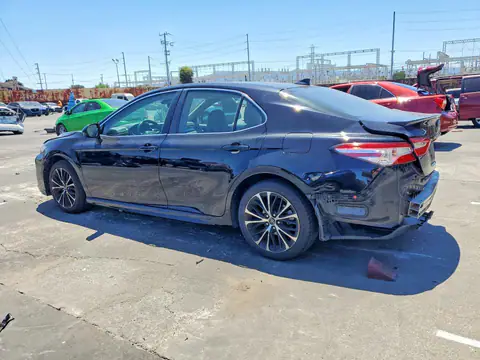 4T1G11AK4LU944815 — 2020 Toyota Camry, фото 2 с аукциона Copart 14.10.2026, Задняя часть
