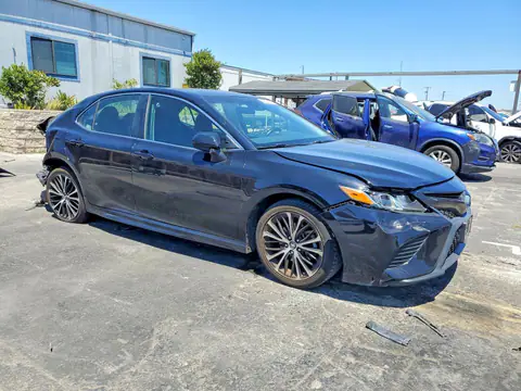 4T1G11AK4LU944815 — 2020 Toyota Camry, фото 4 с аукциона Copart 14.10.2026, Задняя часть