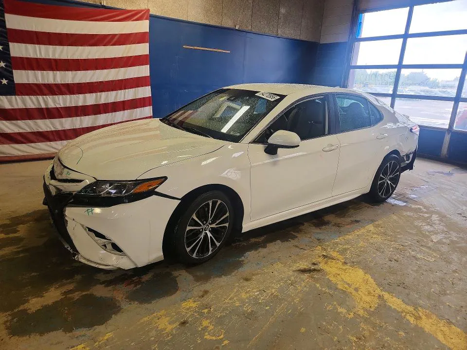 2020 TOYOTA CAMRY VIN 4T1G11AK0LU917322 фото 1