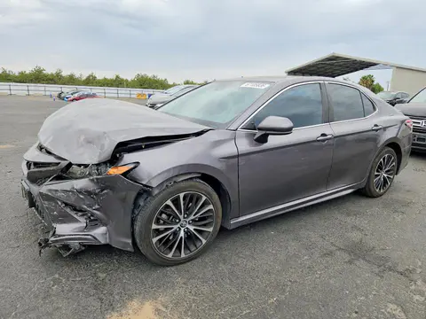 4T1G11AK1LU349632 — 2020 Toyota Camry, Передняя часть (Front End), фото до ремонта