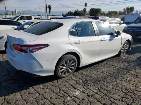 2020 Toyota Camry VIN 4T1C11AK7LU859241 фото 3