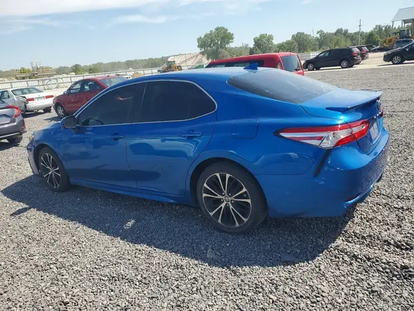 4T1G11AK4LU400007 — 2020 Toyota Camry, фото 2 с аукциона Copart 13.10.2026, Град