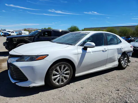 4T1C11AK5LU879701 — 2020 Toyota Camry, Задняя часть (Rear End), фото до ремонта