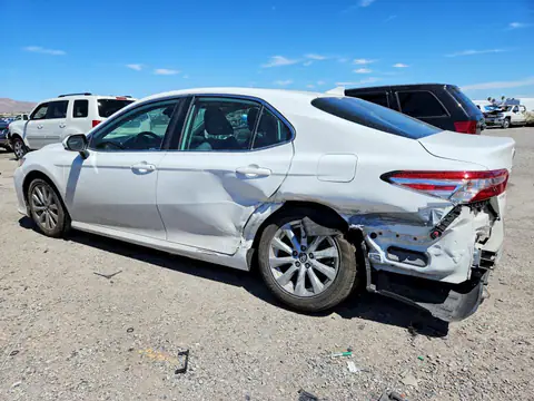 2020 Toyota Camry VIN 4T1C11AK5LU879701 фото 2