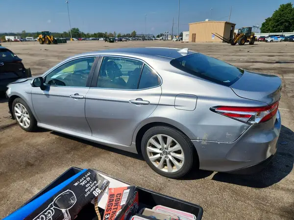 4T1C11AK5LU943154 — 2020 Toyota Camry, фото 2 с аукциона Copart, Передняя часть