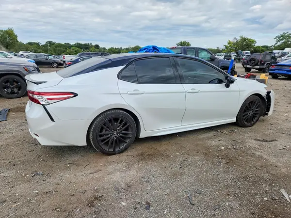 4T1K61AK3LU309547 — 2020 Toyota Camry, фото 3 с аукциона Copart 13.10.2026, Передняя часть