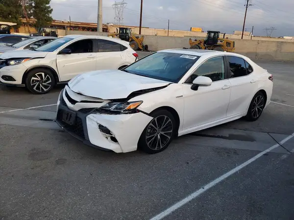 4T1J31AK4LU544401 — 2020 Toyota Camry, Передняя часть (Front End), фото до ремонта