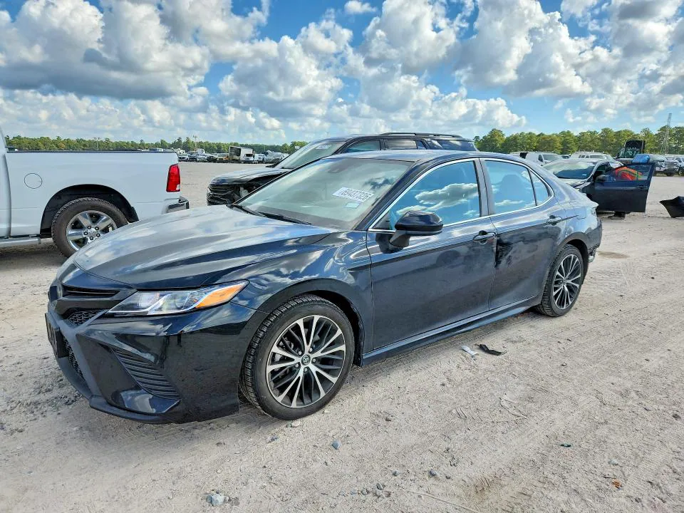 2020 TOYOTA CAMRY VIN 4T1G11AK5LU300949 фото 1