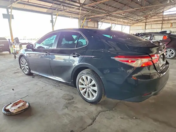 4T1C11AK9LU386328 — 2020 Toyota Camry, фото 2 с аукциона Copart, Задняя часть