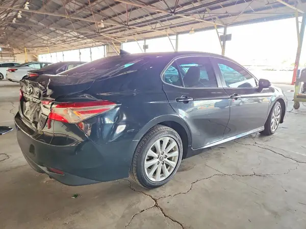 4T1C11AK9LU386328 — 2020 Toyota Camry, фото 3 с аукциона Copart, Задняя часть