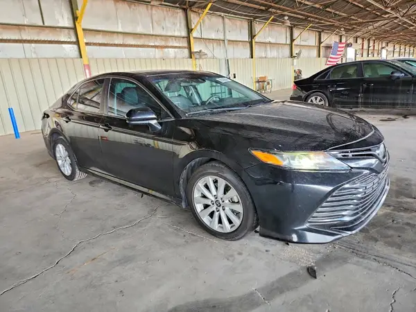 4T1C11AK9LU386328 — 2020 Toyota Camry, фото 4 с аукциона Copart, Задняя часть